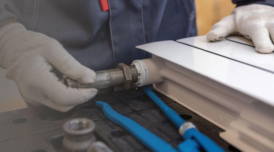 Burst pipe repair in Superior, WY